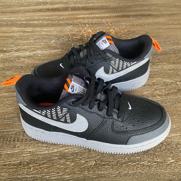 Nike Other - Nike Force 1 LV8 Shoes Size 1.5Y